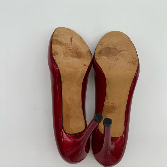Stuart Weitzman Red Patent Leather Pumps Size 9.5 N - Picture 10 of 13